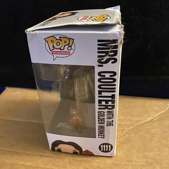 NIB His Dark Materials “Mrs. Coulter with the golden monkey” Funko Pop #1111 - Picture 3 of 6